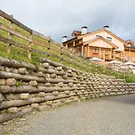 Resort Chalet-hotel Borgo Eibn Mountain Lodge, The Originals Relais 5*