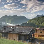 Resort Chalet-hotel Borgo Eibn Mountain Lodge, The Originals Relais 5*