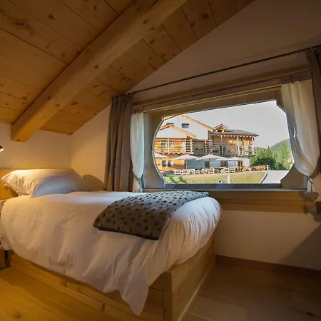 리조트 Chalet-hotel Borgo Eibn Mountain Lodge, The Originals Relais 5*