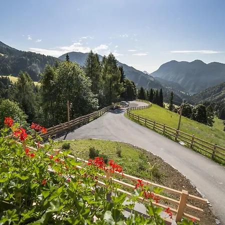 Chalet-hotel Borgo Eibn Mountain Lodge, The Originals Relais 5* סאוריס