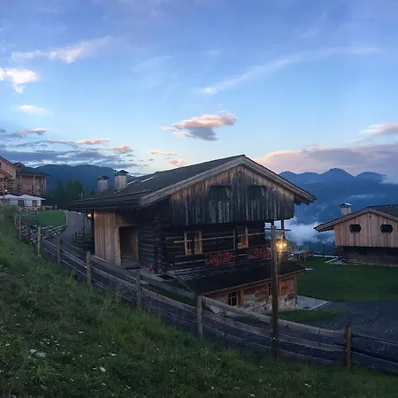 Station touristique Chalet-hotel Borgo Eibn Mountain Lodge, The Originals Relais 5*