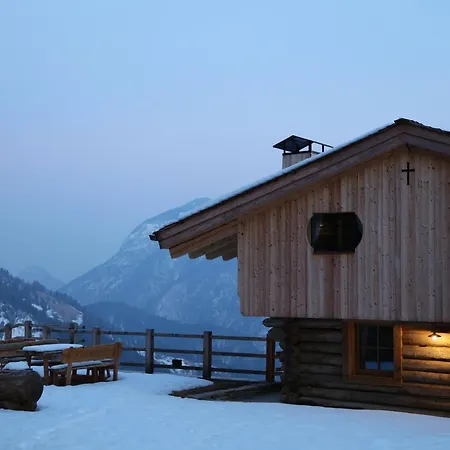 Chalet-hotel Borgo Eibn Mountain Lodge, The Originals Relais Station touristique 5*