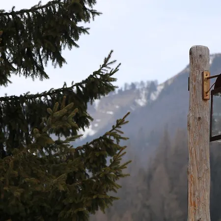 Chalet-hotel Borgo Eibn Mountain Lodge, The Originals Relais 리조트 사우리스