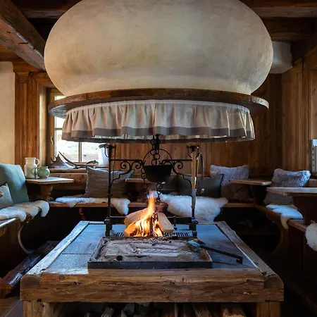 리조트 Chalet-hotel Borgo Eibn Mountain Lodge, The Originals Relais 사우리스