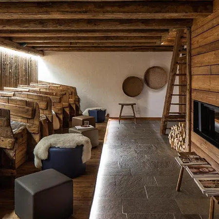 Chalet-hotel Borgo Eibn Mountain Lodge, The Originals Relais Station touristique 5*