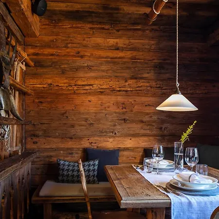 Chalet-hotel Borgo Eibn Mountain Lodge, The Originals Relais 5* סאוריס