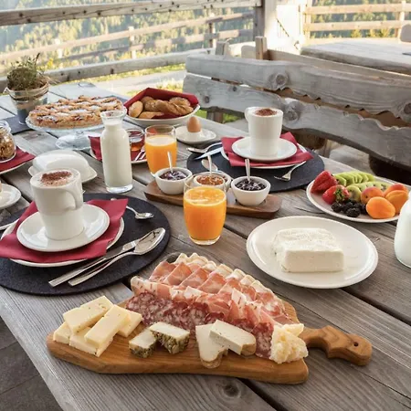 Chalet-hotel Borgo Eibn Mountain Lodge, The Originals Relais