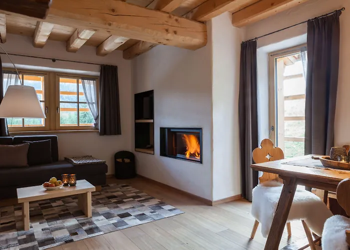 Chalet-hotel Borgo Eibn Mountain Lodge, The Originals Relais