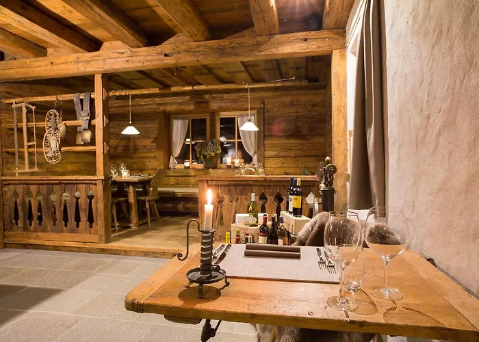 Üdülőközpont Chalet-hotel Borgo Eibn Mountain Lodge, The Originals Relais 5*