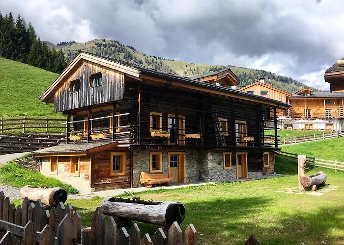 Chalet-hotel Borgo Eibn Mountain Lodge, The Originals Relais Rezort Sauris
