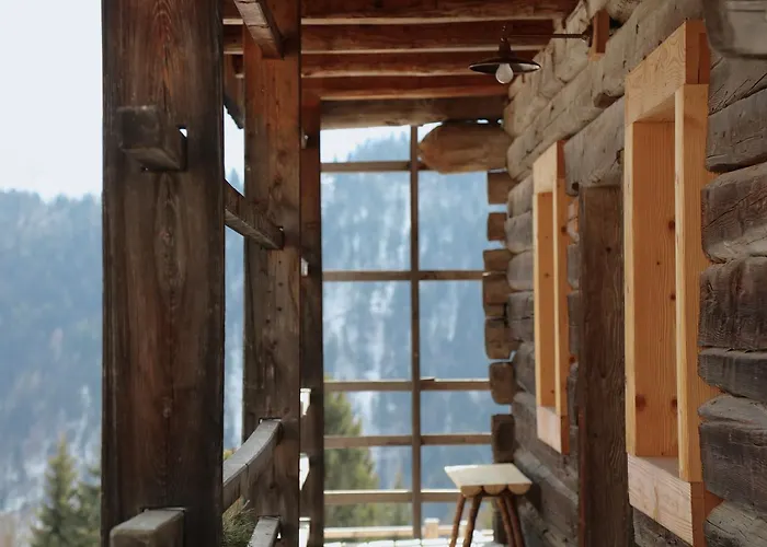 Üdülőközpont Chalet-hotel Borgo Eibn Mountain Lodge, The Originals Relais 5*