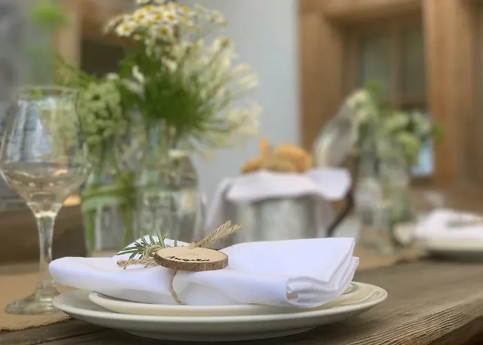 Üdülőközpont Chalet-hotel Borgo Eibn Mountain Lodge, The Originals Relais